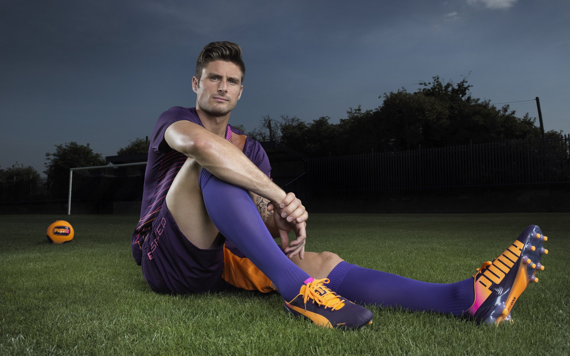 “胡利安·门德斯:阿根廷美洲狮队的进攻新星,未来可期”